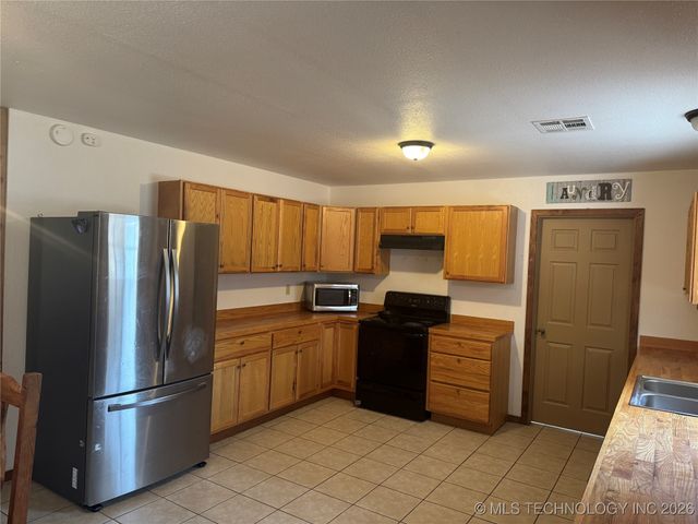 111 Hickory, Cartwright, OK 74731