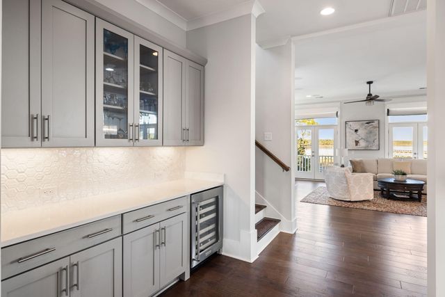 2922 River Vista Way, Mount Pleasant, SC 29466