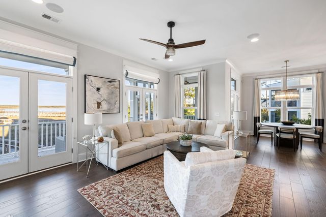 2922 River Vista Way, Mount Pleasant, SC 29466