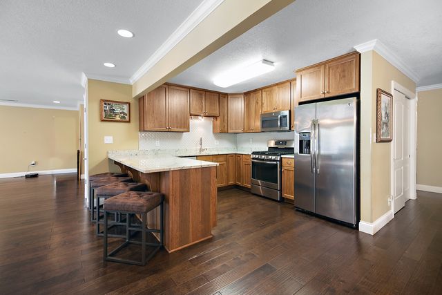 1305 OAKTREE Lane, Kankakee, IL 60901