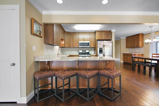 1305 OAKTREE Lane, Kankakee, IL 60901