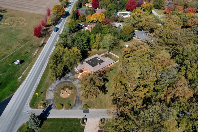 1305 OAKTREE Lane, Kankakee, IL 60901