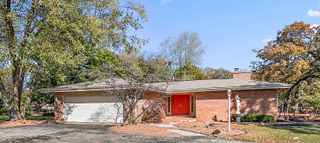 1305 OAKTREE Lane, Kankakee, IL 60901