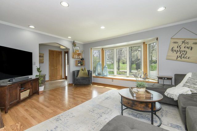 17900 Continental DRIVE, Brookfield, WI 53045