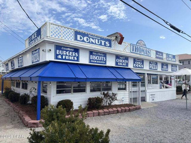 326 Lake Place, Panama City Beach, FL 32413