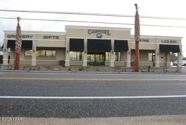 326 Lake Place, Panama City Beach, FL 32413