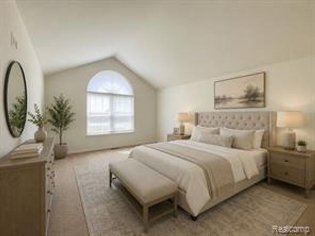 3195 Camden Drive, Troy, MI 48084