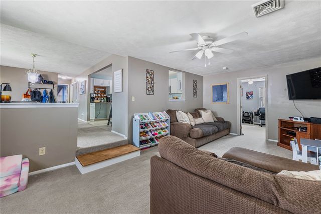 238 Fitchland Drive, Fairborn, OH 45324