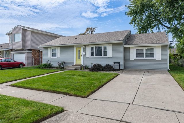 238 Fitchland Drive, Fairborn, OH 45324