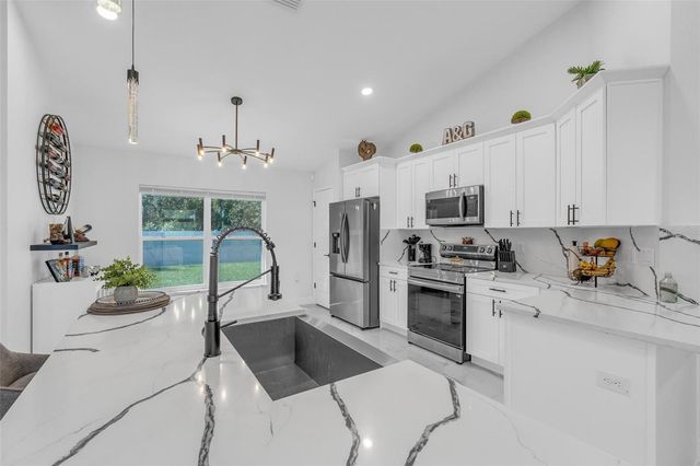 8878 SW 133RD LANE ROAD, Ocala, FL 34473