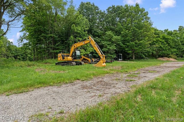 7888 N Territorial, Dexter, MI 48130