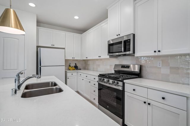 3625 Santa Ynez Court, Rosamond, CA 93560