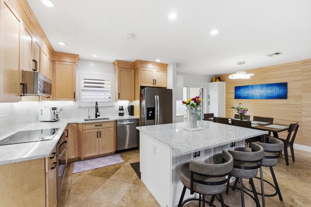 1436 NE 38th Street, Oakland Park, FL 33334