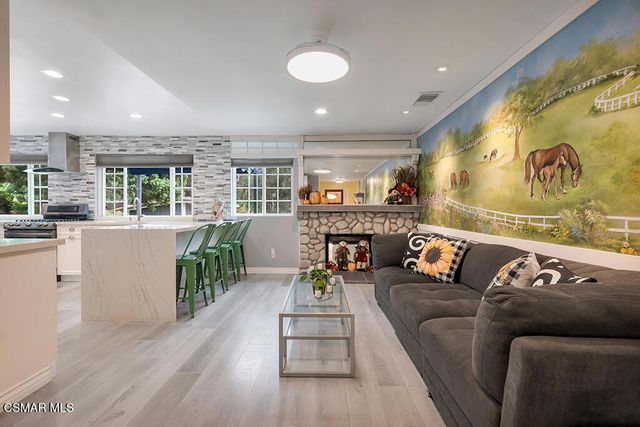 1306 Nonchalant Drive, Simi Valley, CA 93065