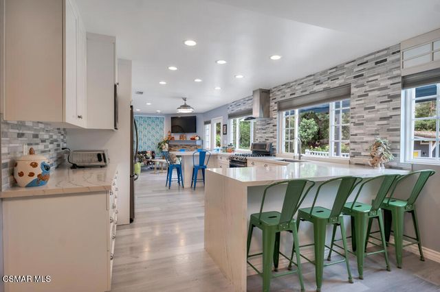 1306 Nonchalant Drive, Simi Valley, CA 93065