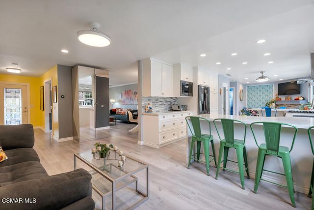 1306 Nonchalant Drive, Simi Valley, CA 93065