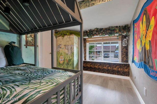 1306 Nonchalant Drive, Simi Valley, CA 93065