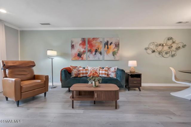 1306 Nonchalant Drive, Simi Valley, CA 93065