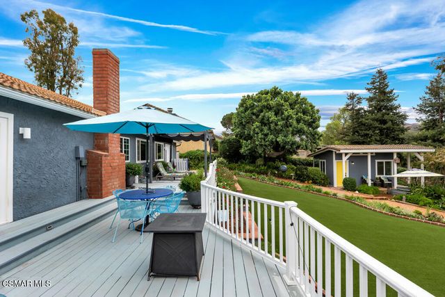 1306 Nonchalant Drive, Simi Valley, CA 93065