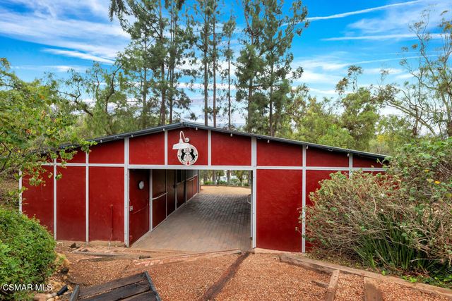 1306 Nonchalant Drive, Simi Valley, CA 93065