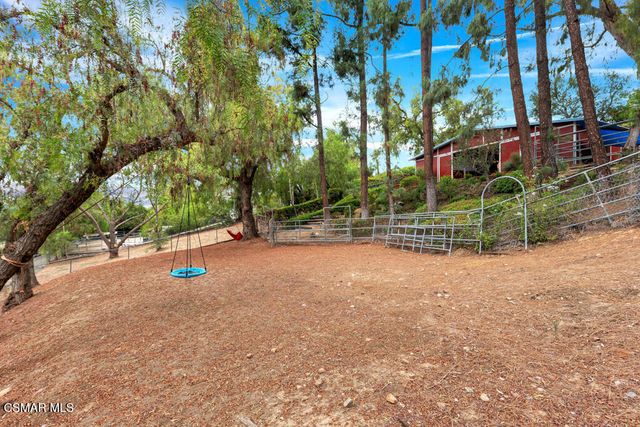 1306 Nonchalant Drive, Simi Valley, CA 93065