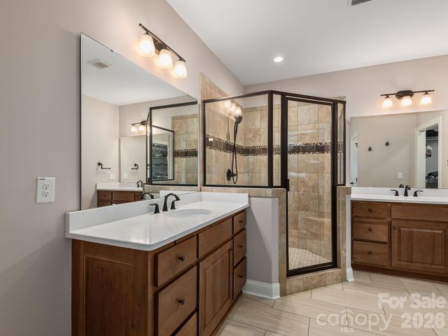 4 Farm Pond Lane, Candler, NC 28715