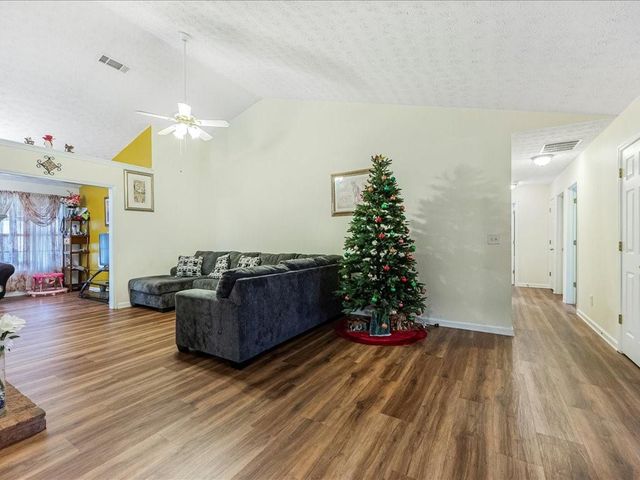 402 Arbor SW Circle, Monroe, GA 30656