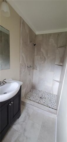 318 Lynnwood Drive, Woodstock, GA 30188