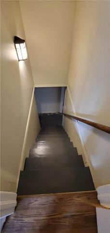 318 Lynnwood Drive, Woodstock, GA 30188