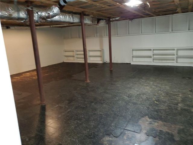 318 Lynnwood Drive, Woodstock, GA 30188