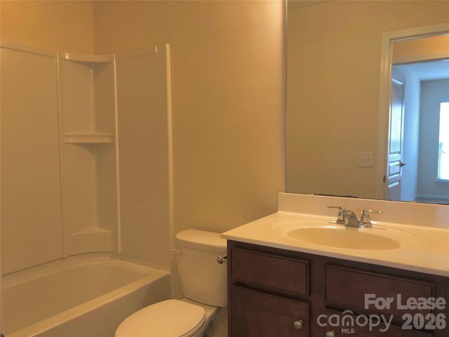 6032 Carrollton Lane, Charlotte, NC 28210
