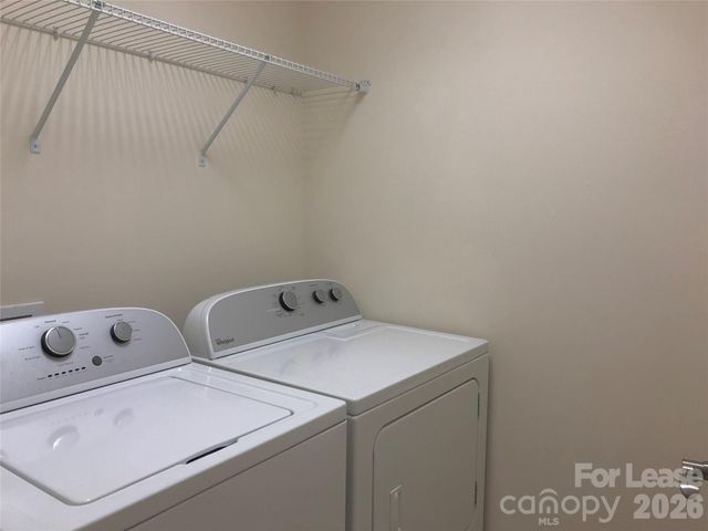 6032 Carrollton Lane, Charlotte, NC 28210