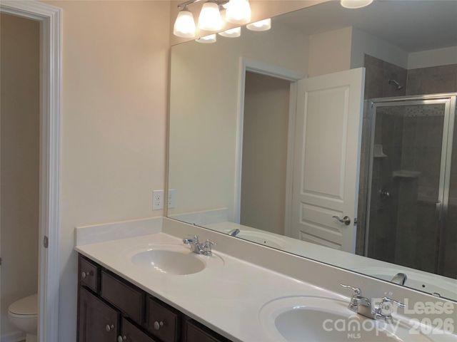 6032 Carrollton Lane, Charlotte, NC 28210