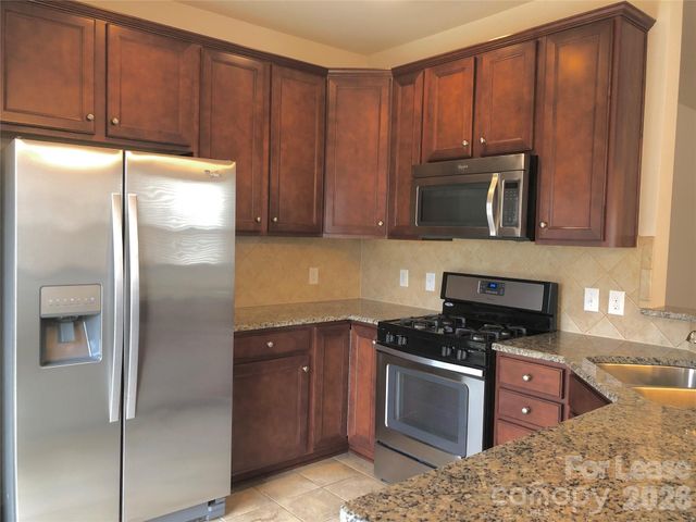 6032 Carrollton Lane, Charlotte, NC 28210