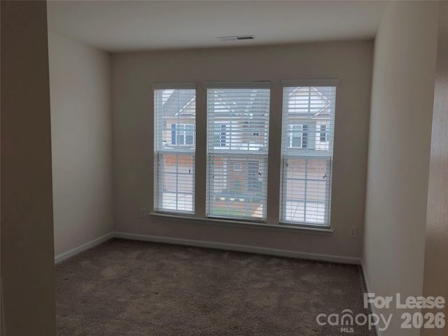 6032 Carrollton Lane, Charlotte, NC 28210