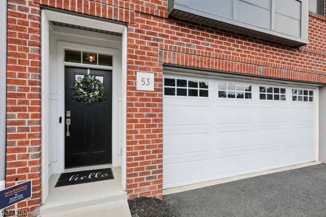 53 Cranberry Ln, Montvale Boro, NJ 07645
