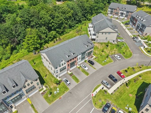 53 Cranberry Ln, Montvale Boro, NJ 07645