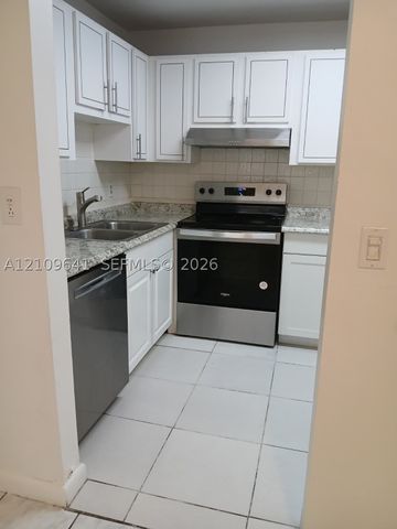 4108 NW 88th Ave 4, Coral Springs, FL 33065