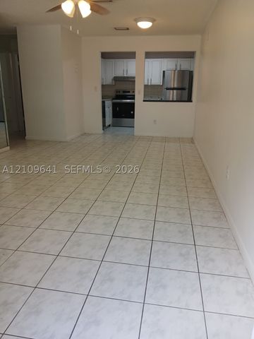 4108 NW 88th Ave 4, Coral Springs, FL 33065