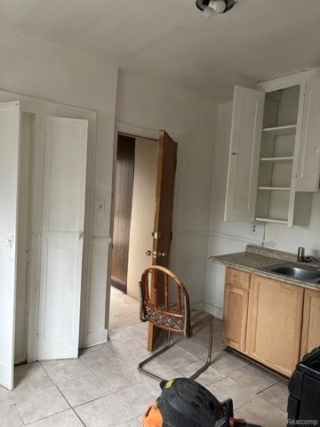 6058 Harrell Street, Detroit, MI 48213