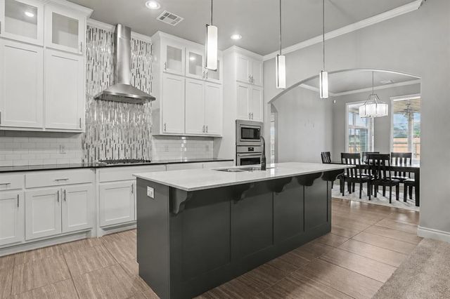 908 NW 186th Street, Edmond, OK 73012