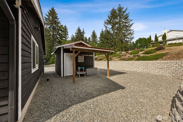 15817 198th Avenue E, Bonney Lake, WA 98391