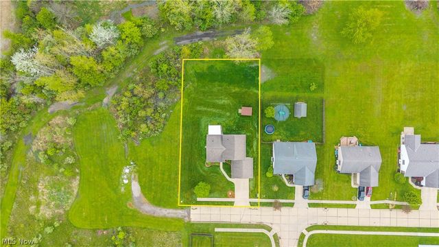 704 Black Bear Run, Lagrange, OH 44050