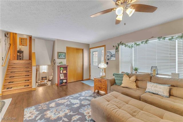 704 Black Bear Run, Lagrange, OH 44050