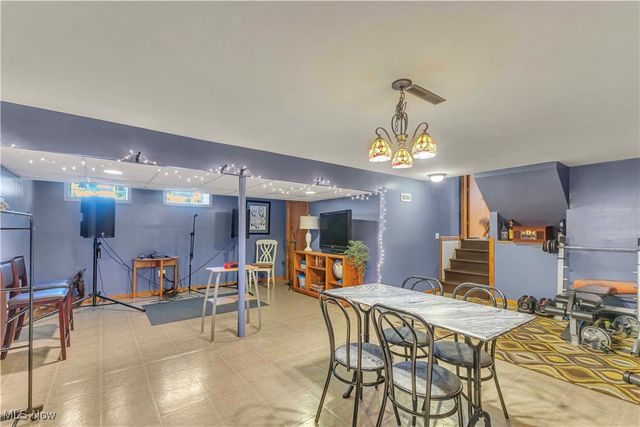 704 Black Bear Run, Lagrange, OH 44050