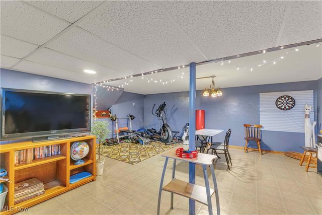 704 Black Bear Run, Lagrange, OH 44050