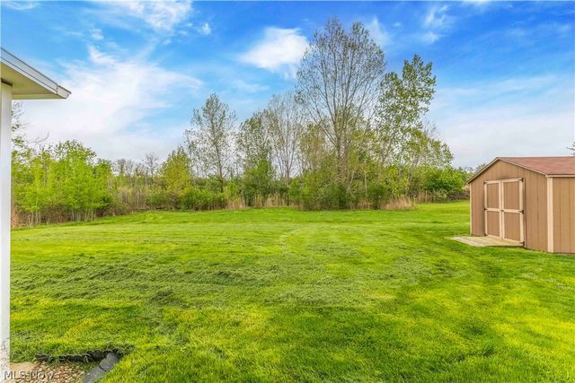 704 Black Bear Run, Lagrange, OH 44050