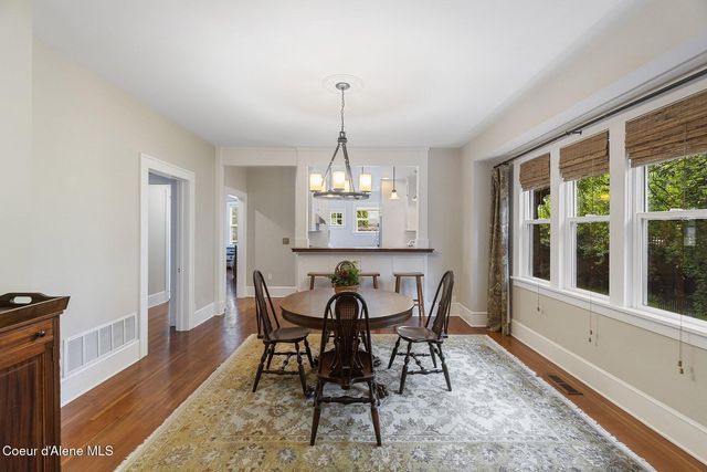 306 S Huron Ave, Sandpoint, ID 83864