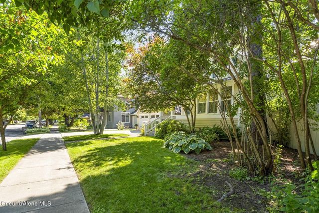 306 S Huron Ave, Sandpoint, ID 83864