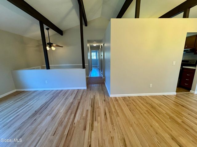 3 Dorsman Drive, Clifton Park, NY 12065